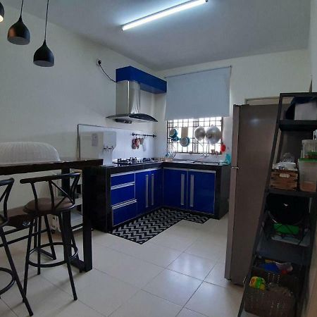 Orchidd Homestay Gambang Exterior foto