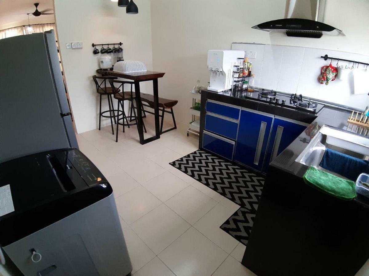 Orchidd Homestay Gambang Exterior foto